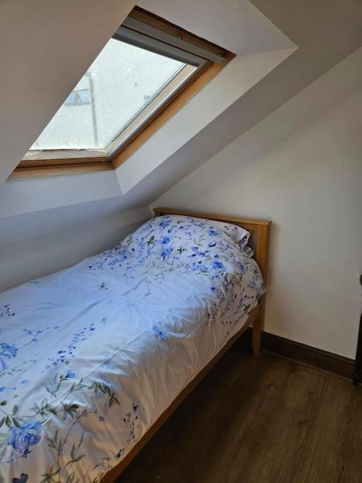 House In Historic Winchester Luaran gambar
